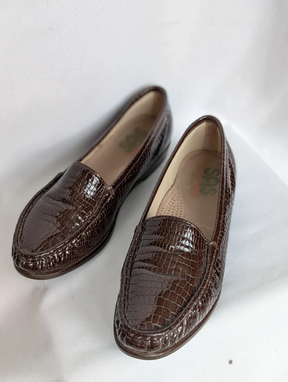 SAS Tripad Comfort Women's Loafers Size 9M Brown Crocodile Print Patent Leather